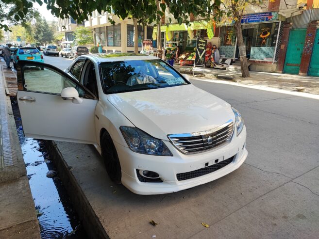 Toyota crown 2008