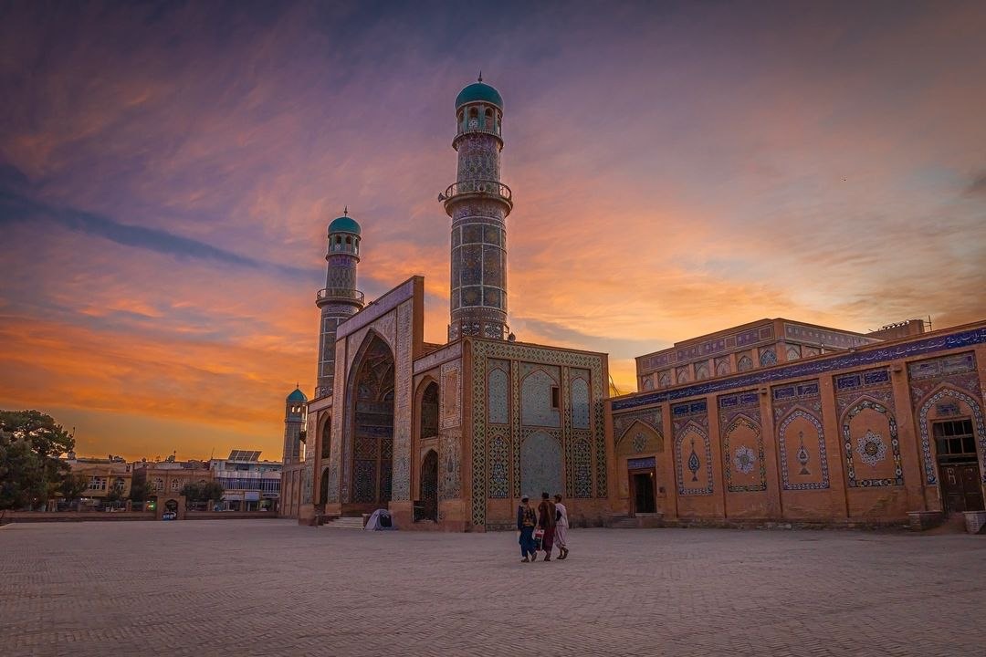 خدمات تکت هوایی داخلی و خارجی