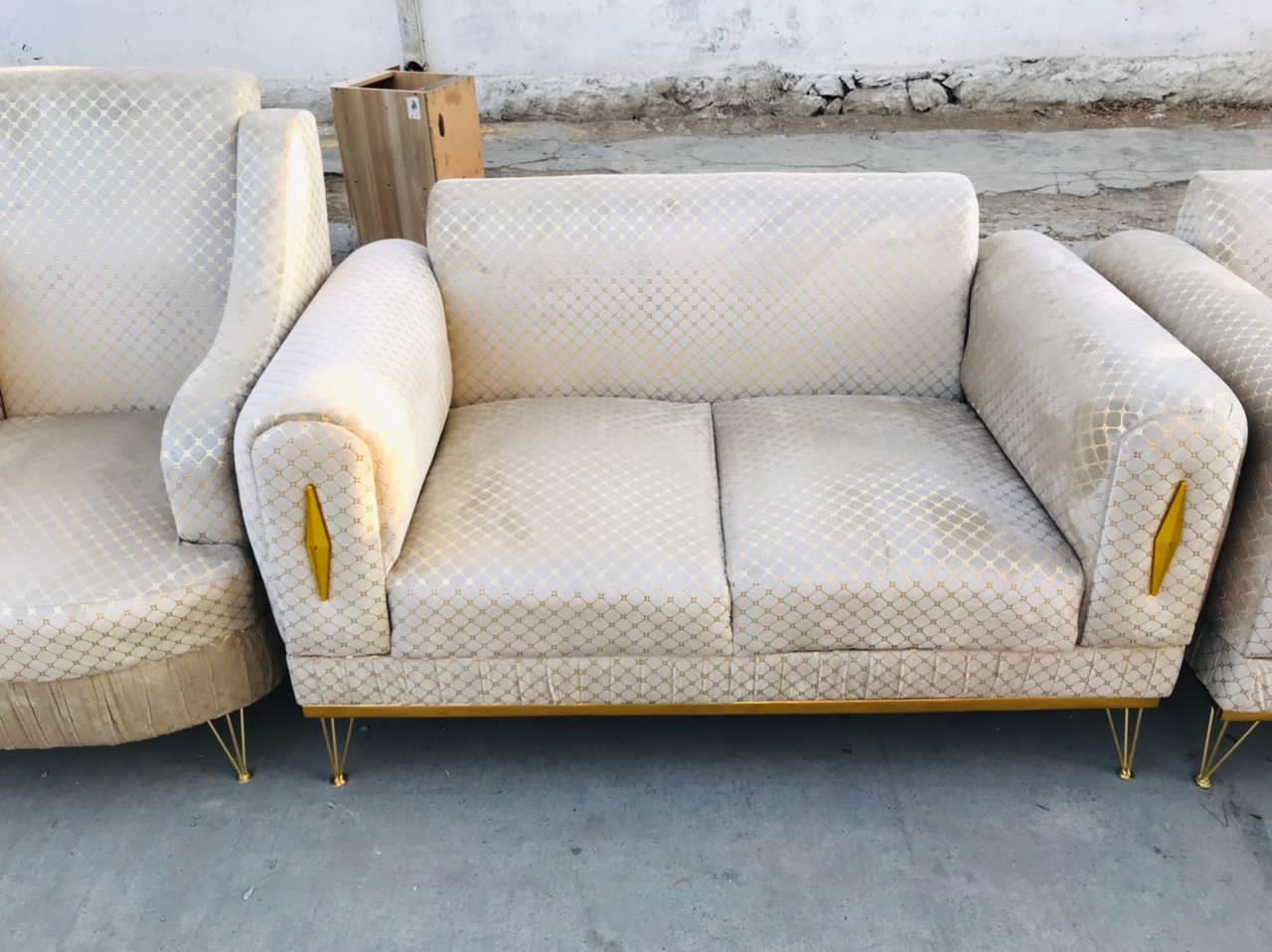 تخت خواب و کوچ