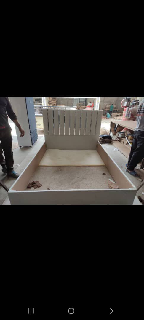 تخت خواب و کوچ