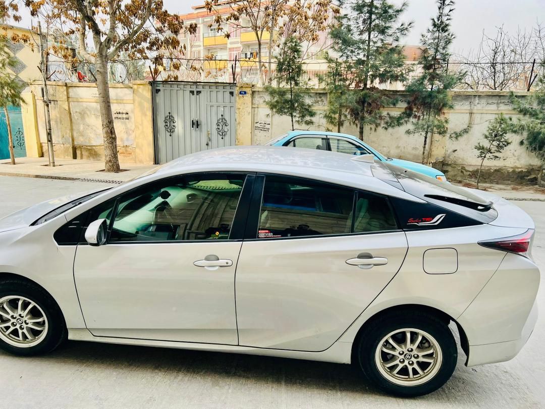 TOYOTA Prius 2016 Hybrid