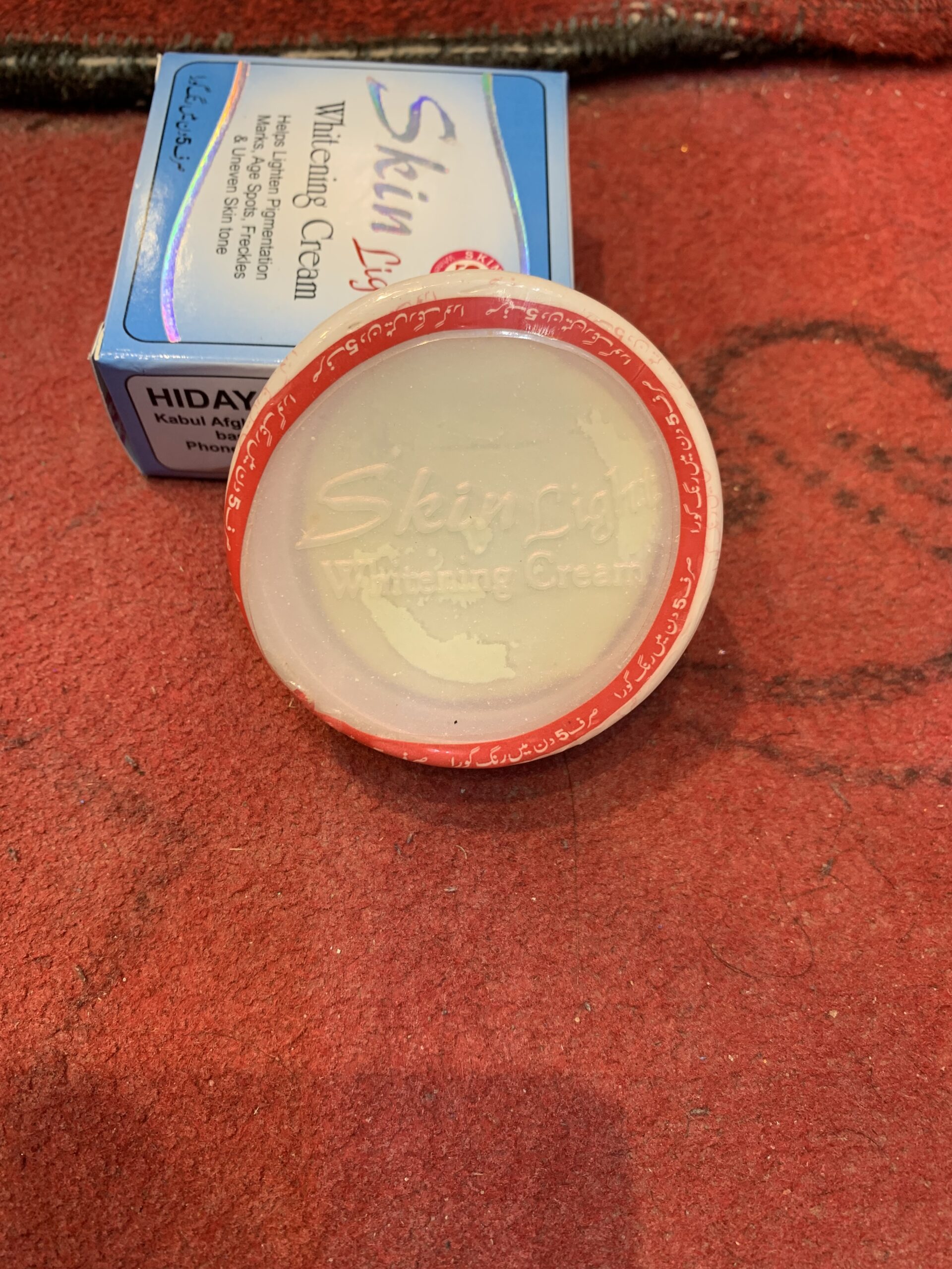 کریم سفیدکننده لکه و موبر اصلی دبی