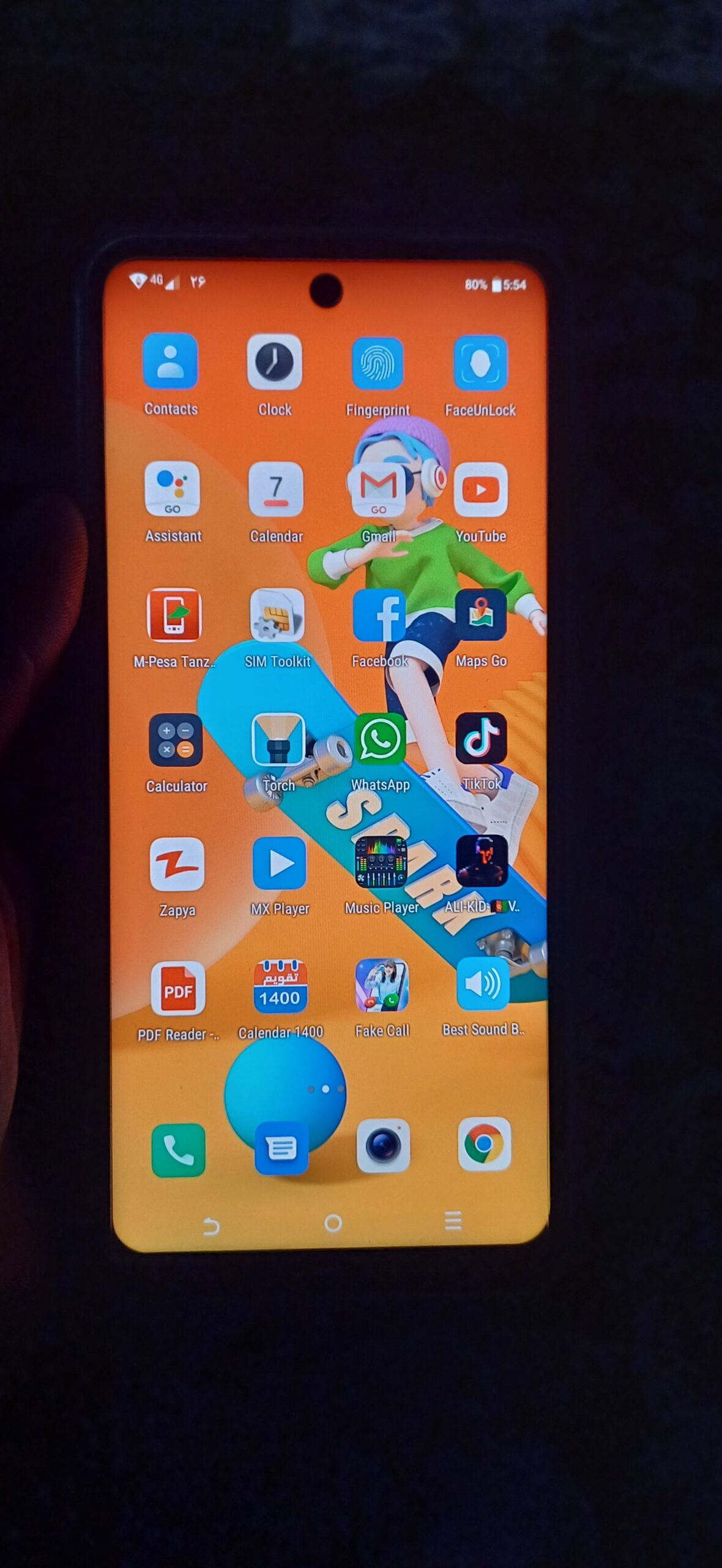 تلفن تاکتیل 64GBحافظه و 4GB RAM دارد شبکه و انتن د