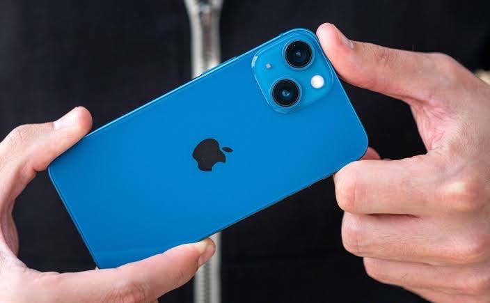 خریدار Iphone 13 mini هستم