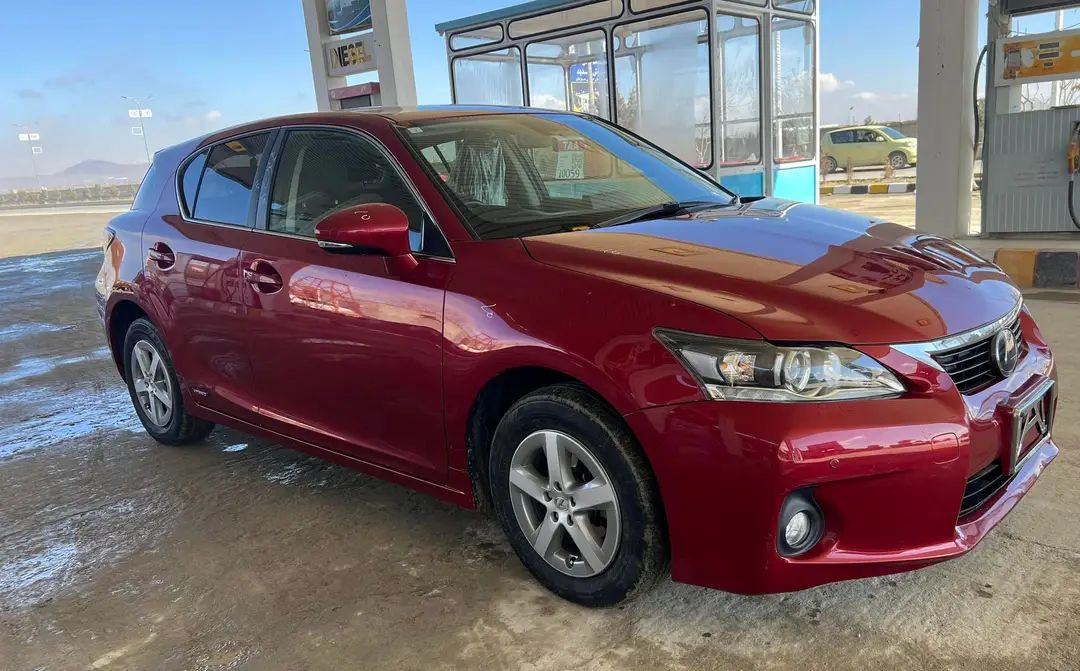 #LEXUS_CT200h_MODEL_2013_