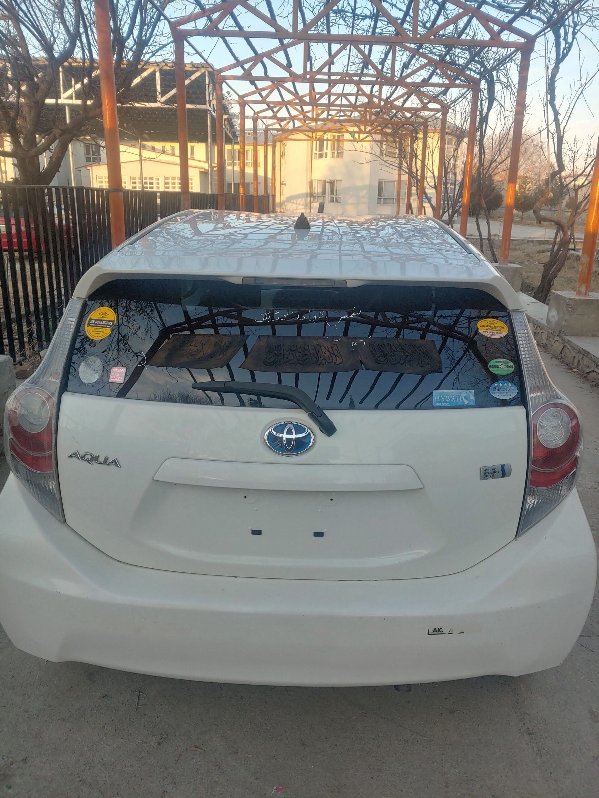 نوع موتور اقوا برقی مادل 2013 رنگ سفید فول آپشن