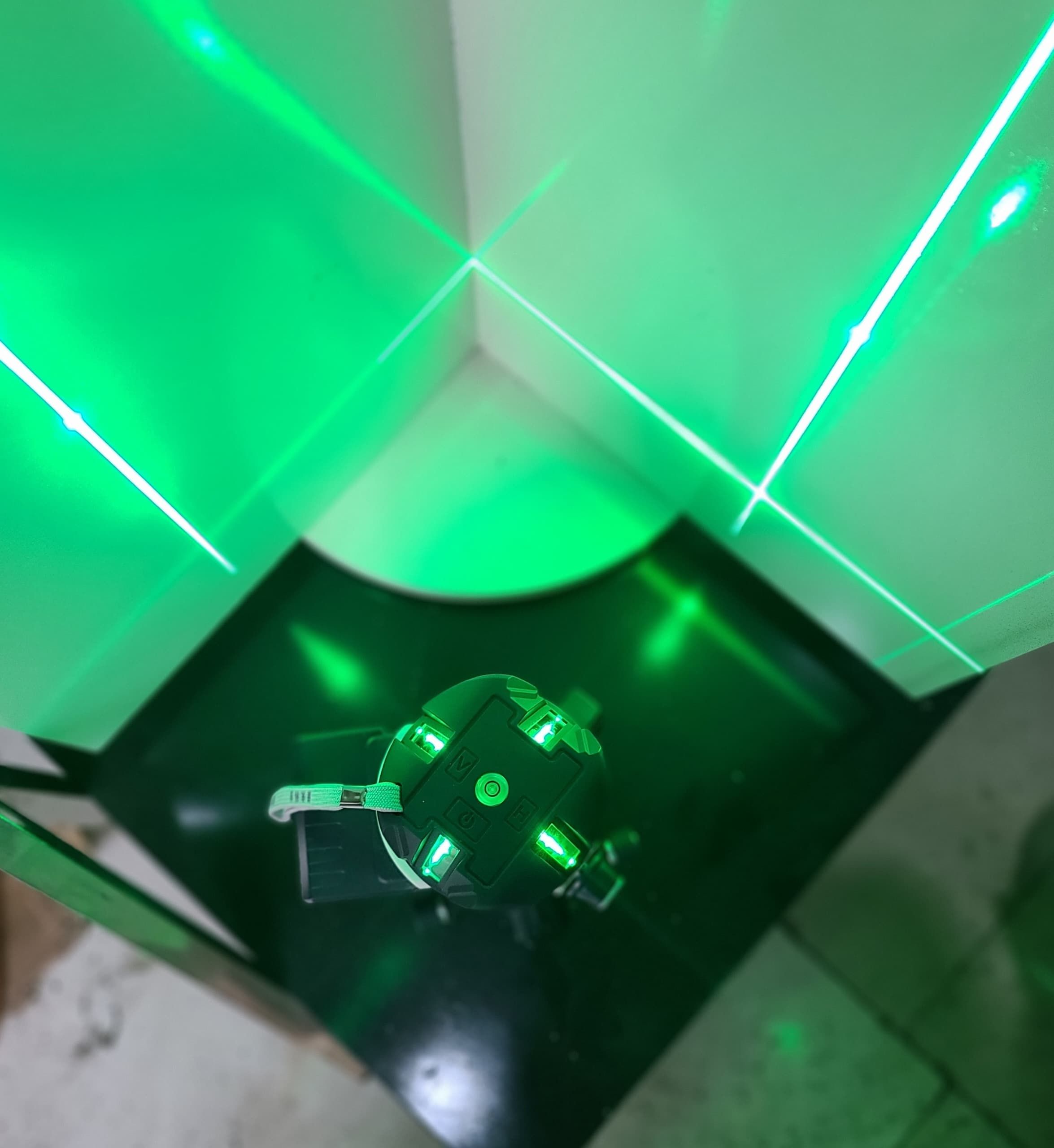 اب ترازو لیزری