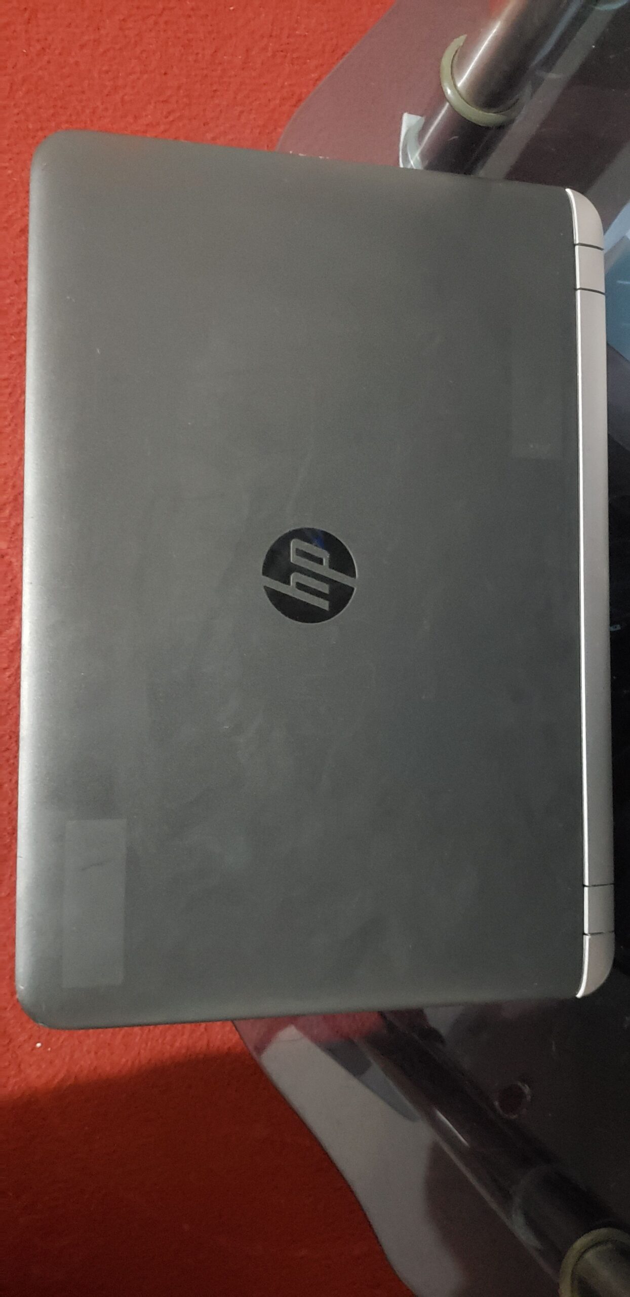 یک عدد کمپیوتر فروشی hp