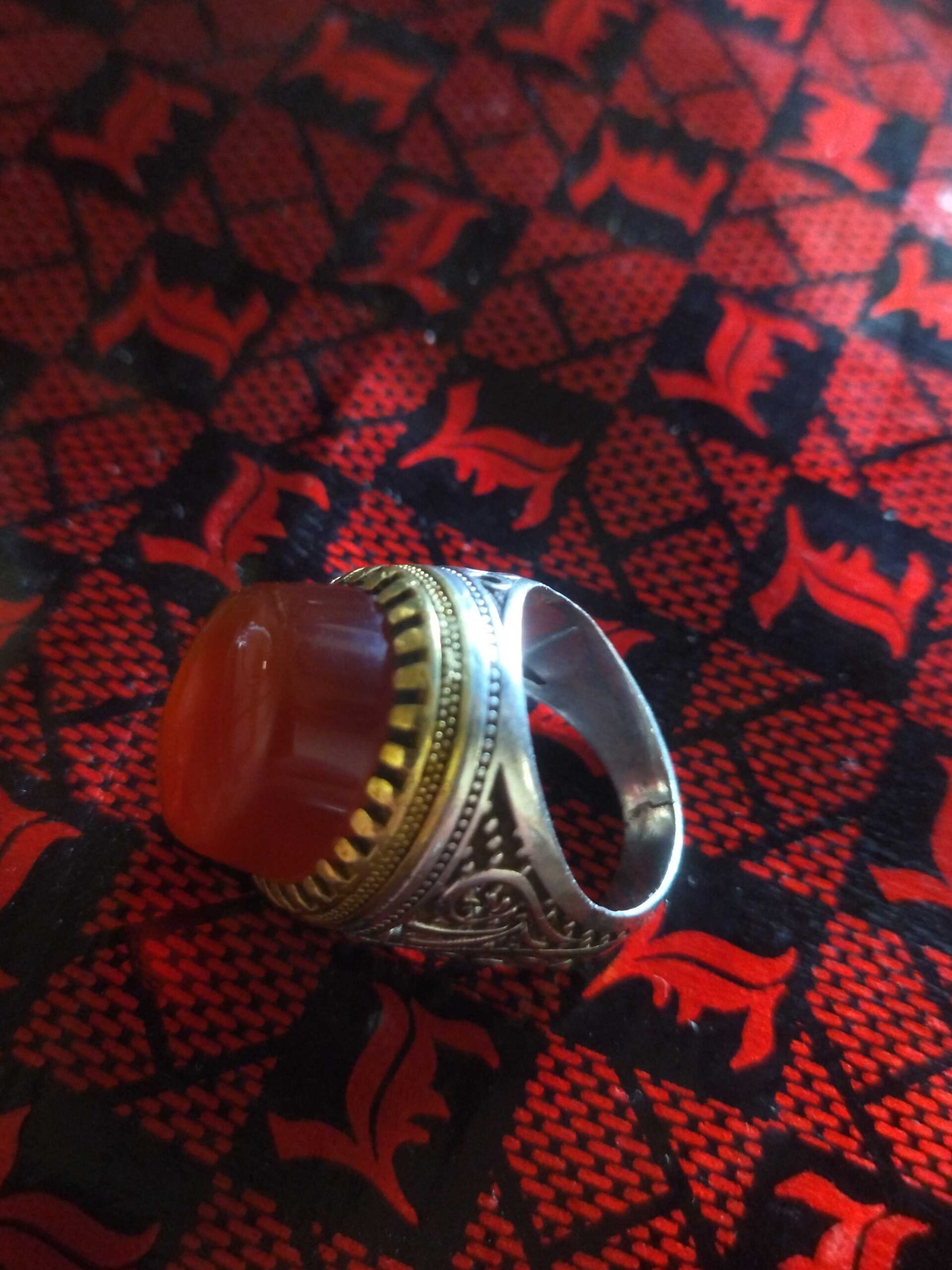 انگشتر عقیق