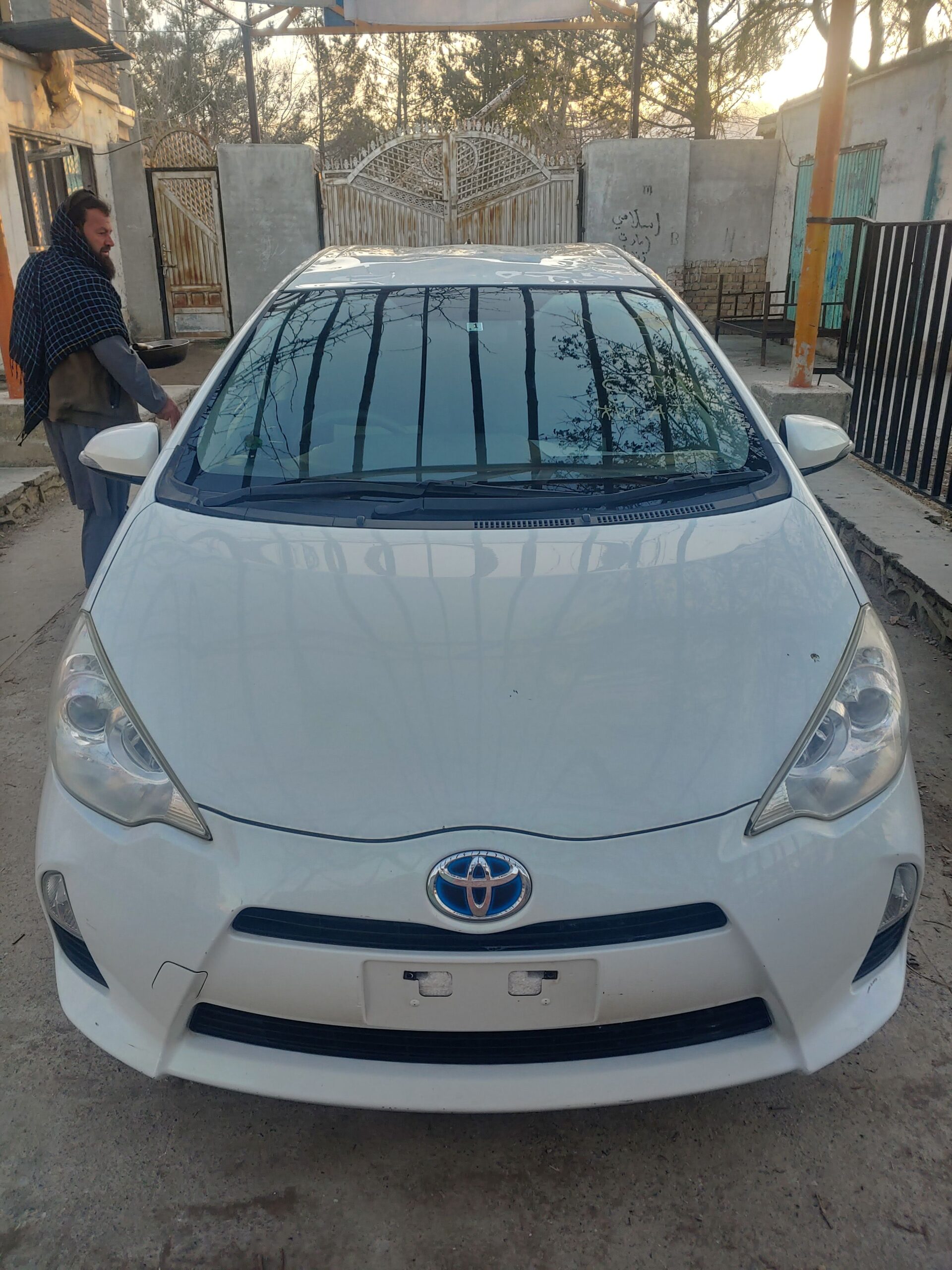 نوع موتور اقوا برقی مادل 2013 رنگ سفید فول آپشن