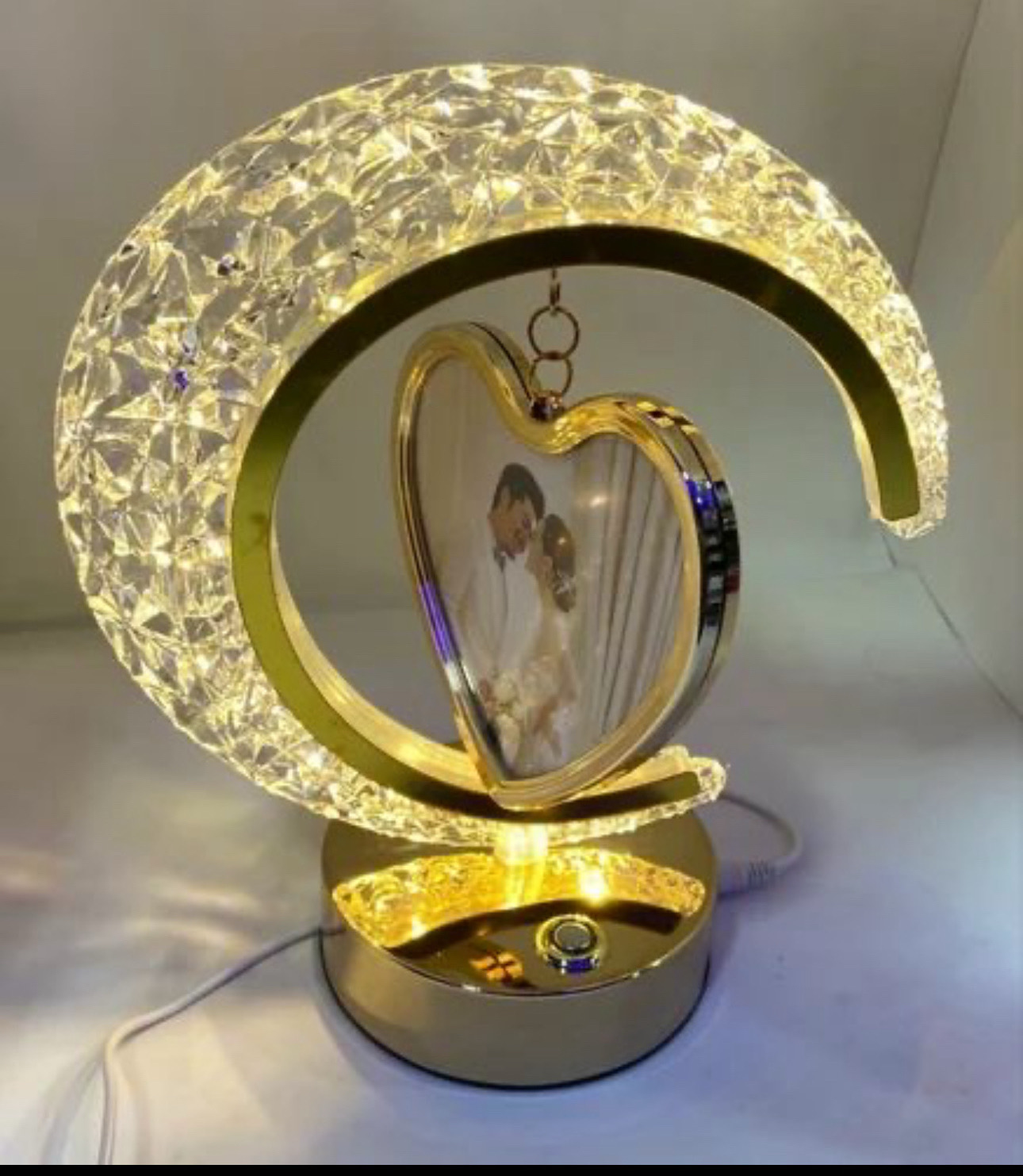 چراغ خواب و قاب برای عکس