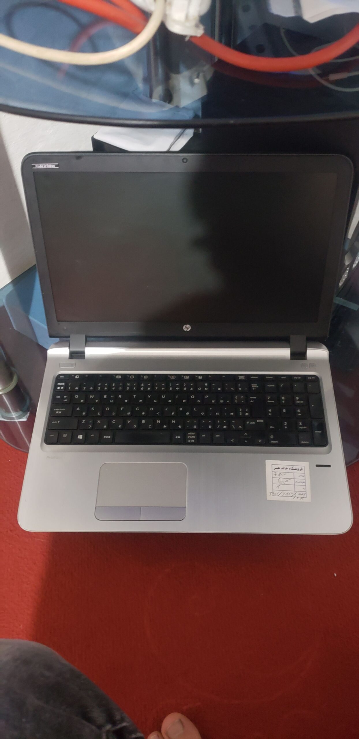 یک عدد کمپیوتر فروشی hp