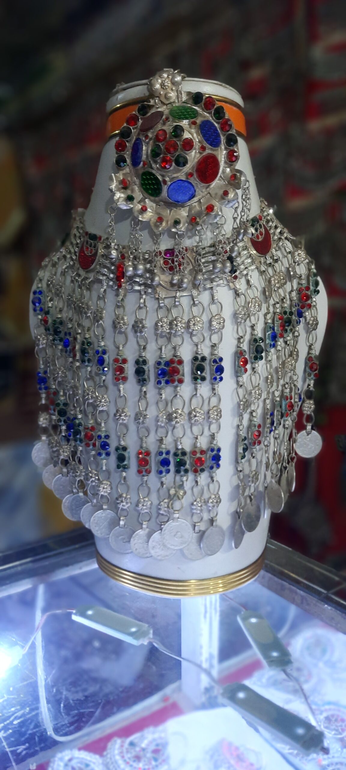 هر نوع زیورات