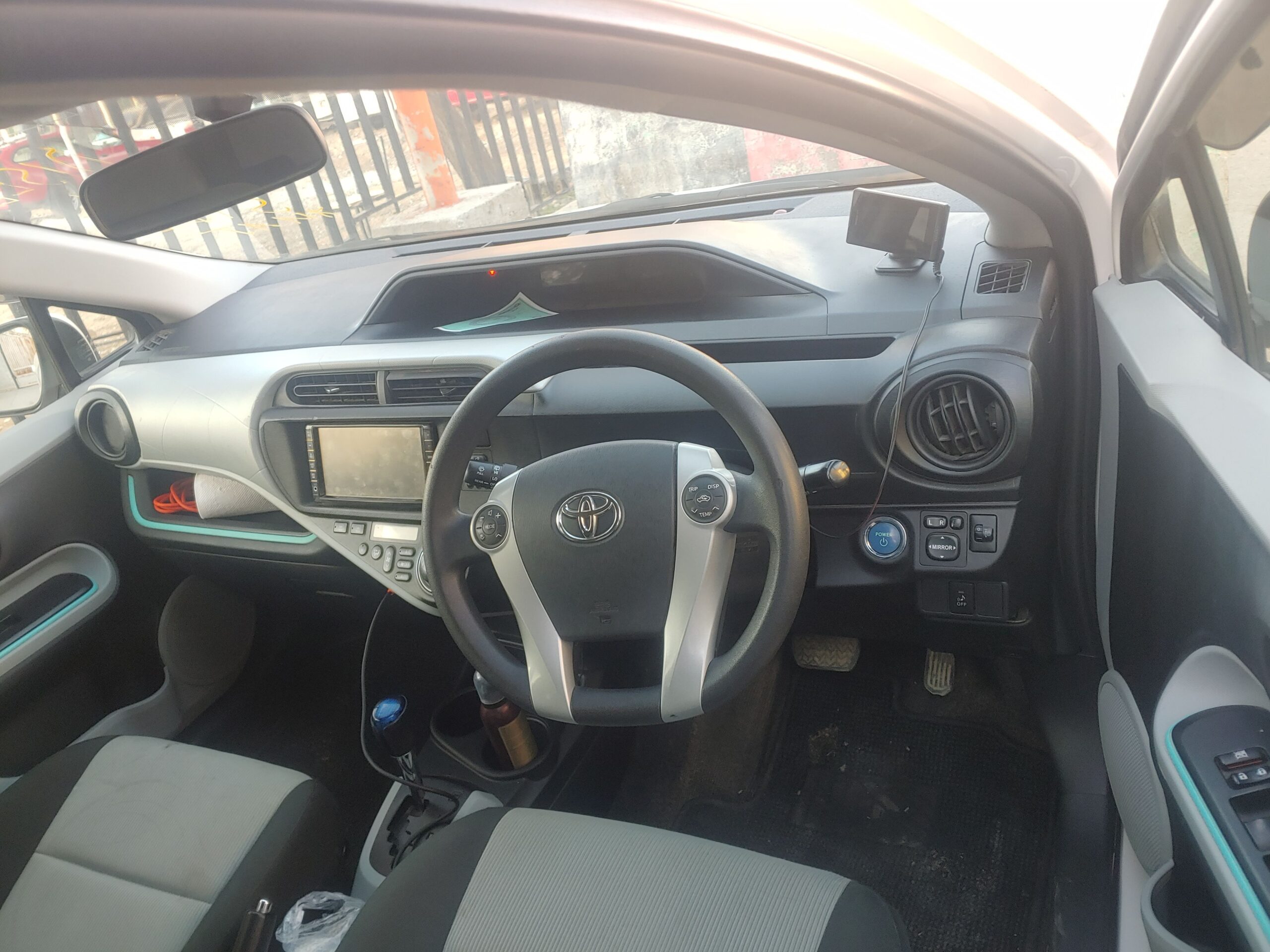 نوع موتور اقوا برقی مادل 2013 رنگ سفید فول آپشن