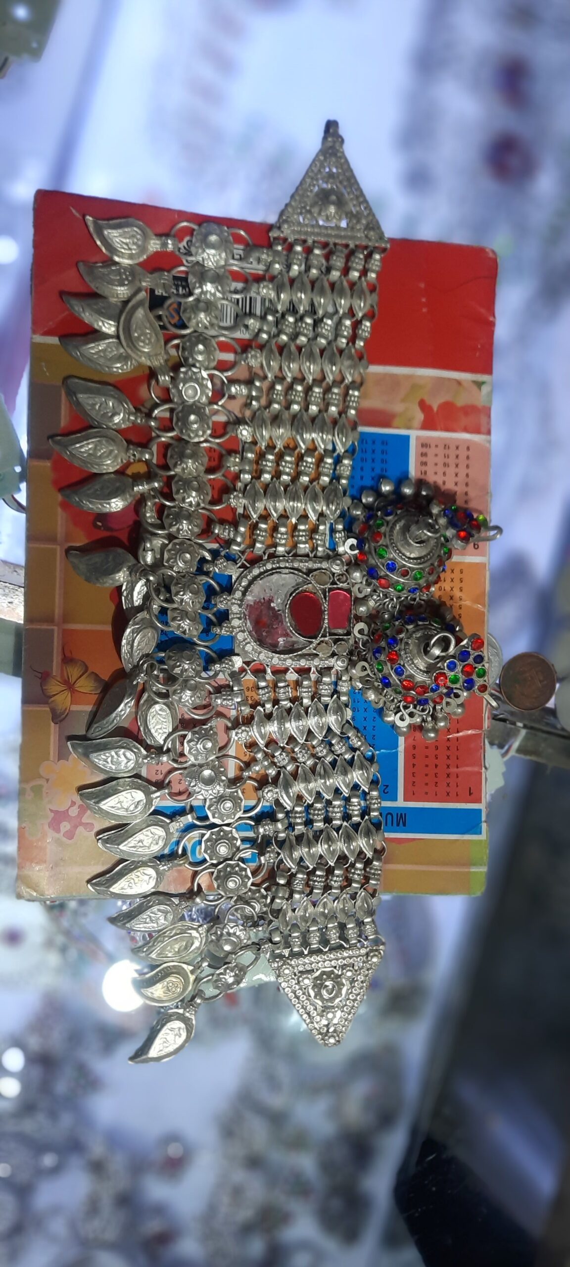 هر نوع زیورات