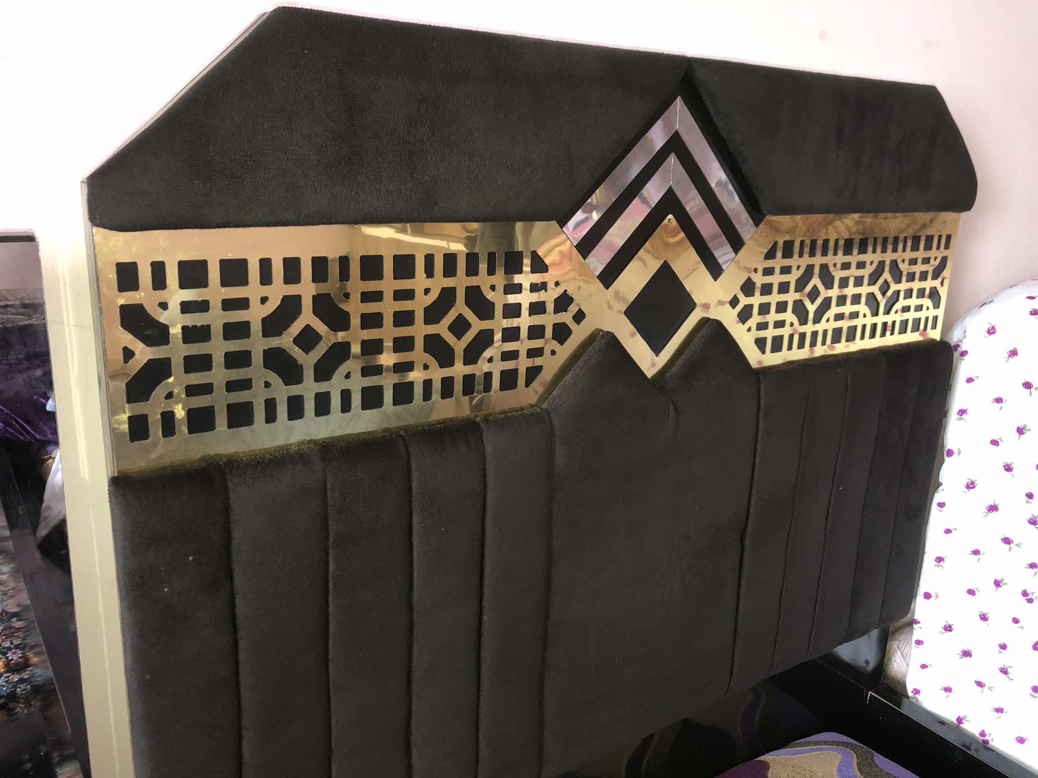 تخت خواب یک نفره