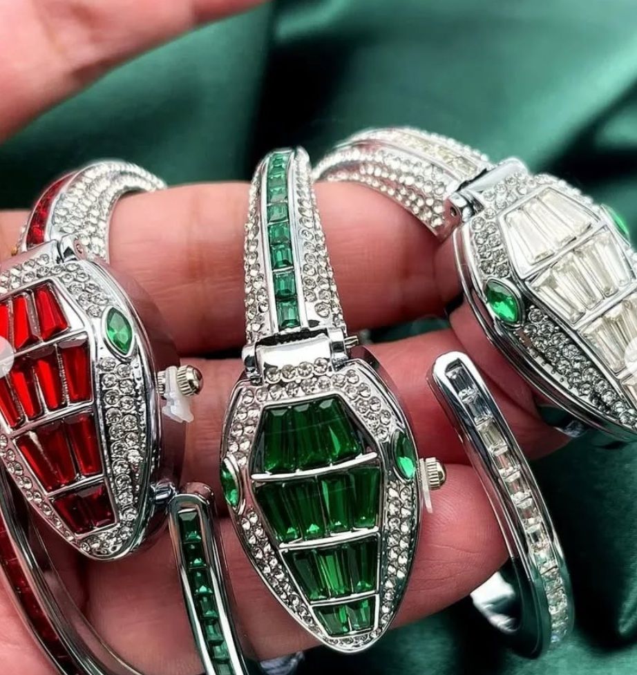 ساعت مچی دخترانه ( دیزاین مار )