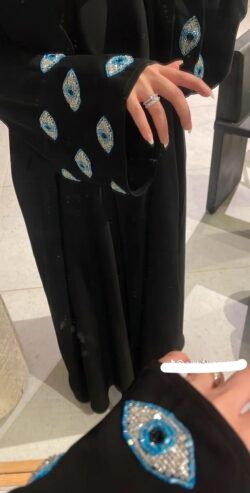 عبا مهره چشمک