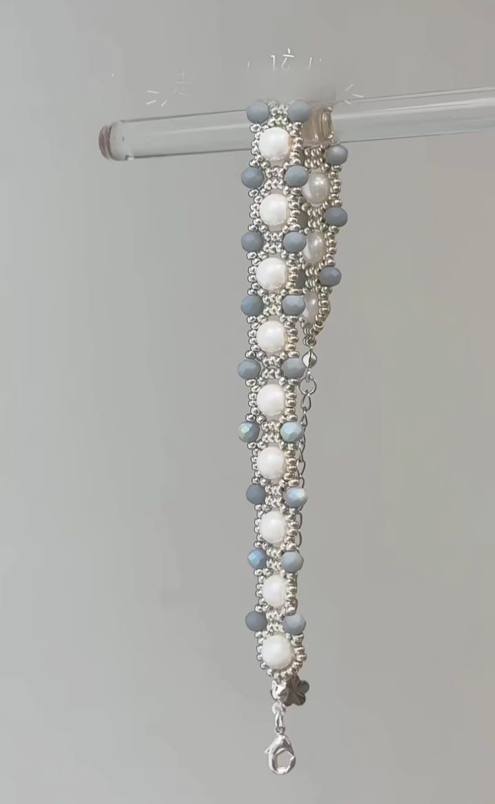 دستبند زنانه