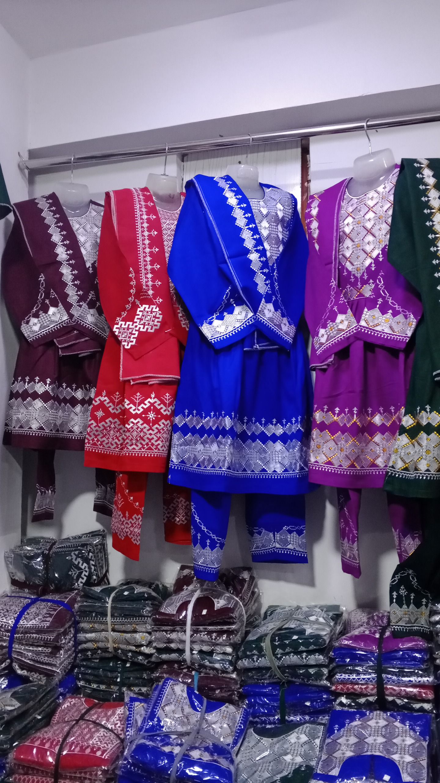 لباس های هزارگی