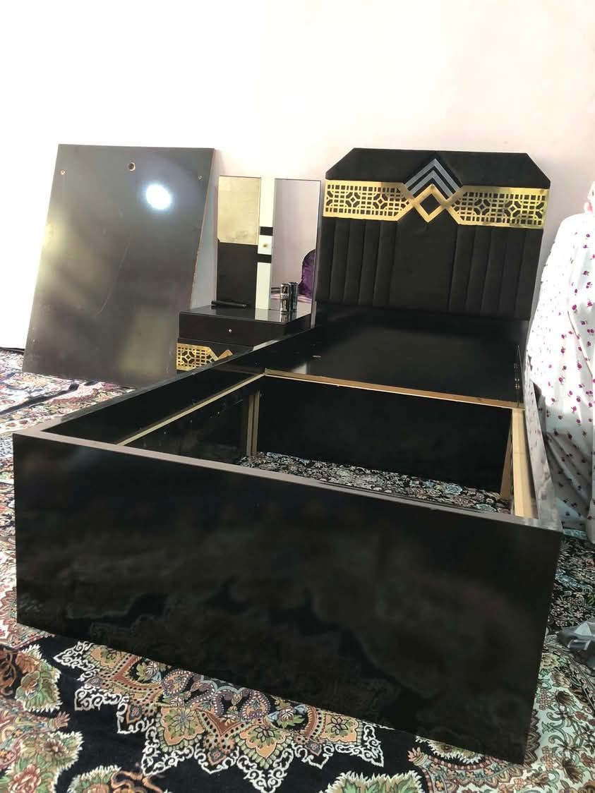 تخت خواب یک نفره