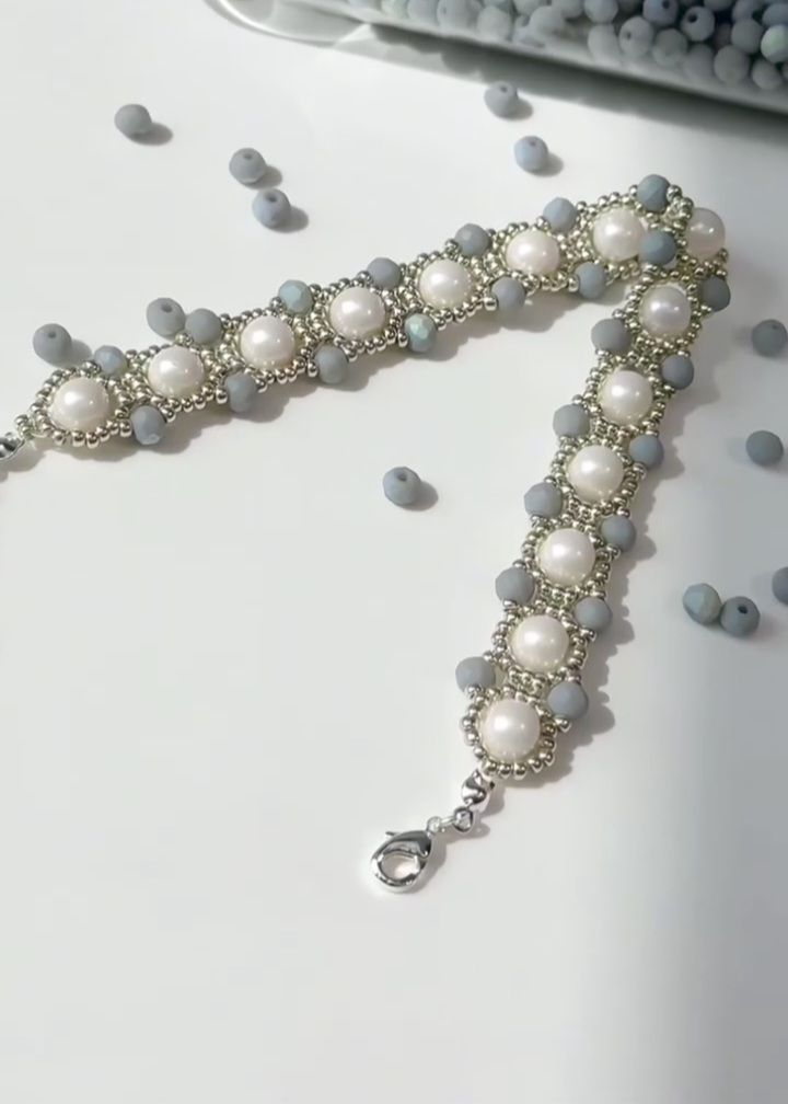 دستبند زنانه