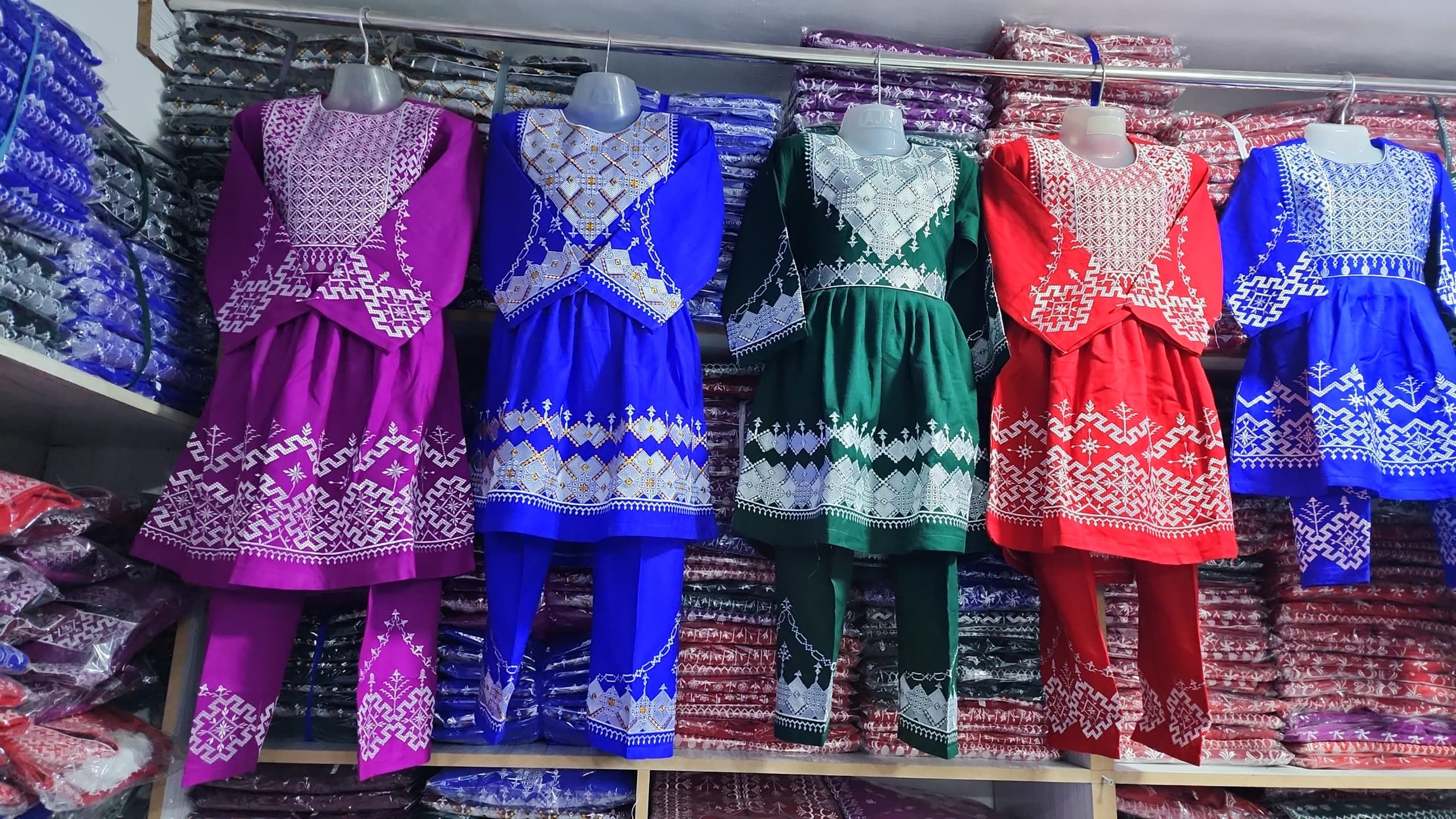 لباس های هزارگی