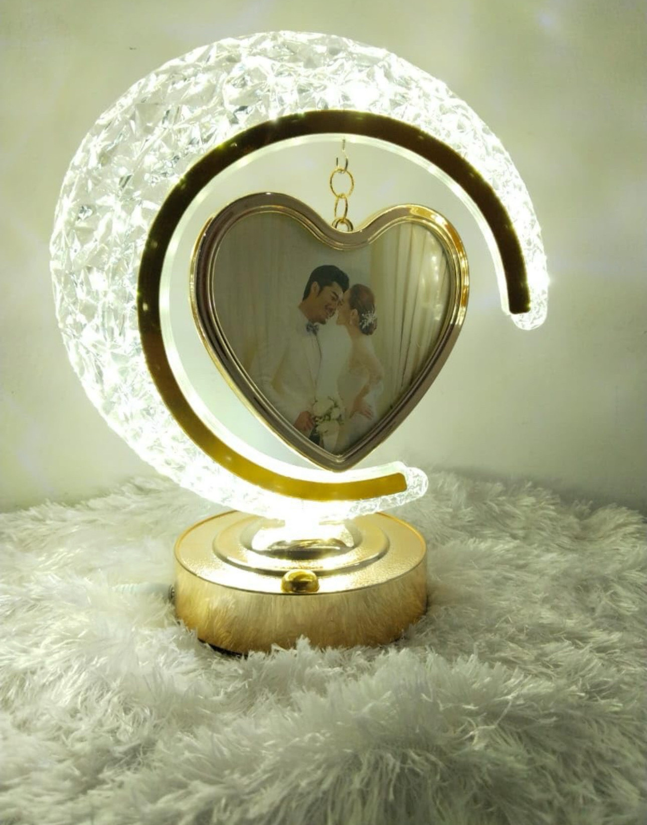 چراخ خواب و قاب عکس