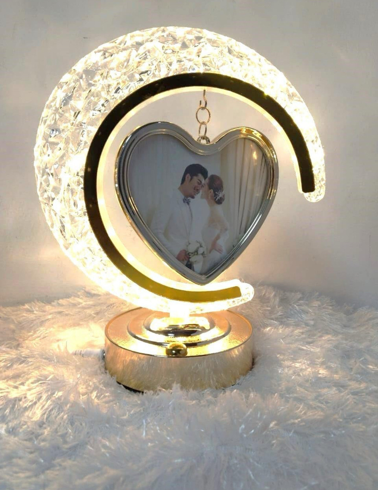 چراخ خواب و قاب عکس