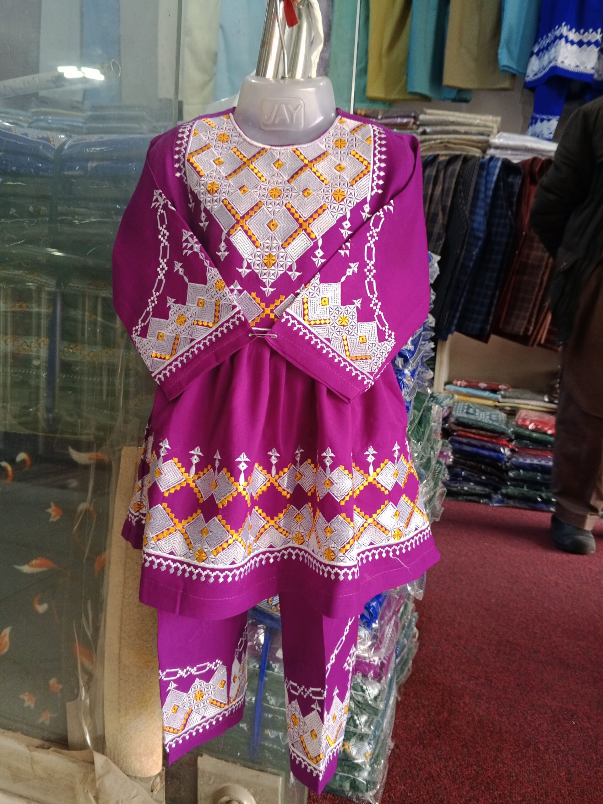 لباس های هزارگی