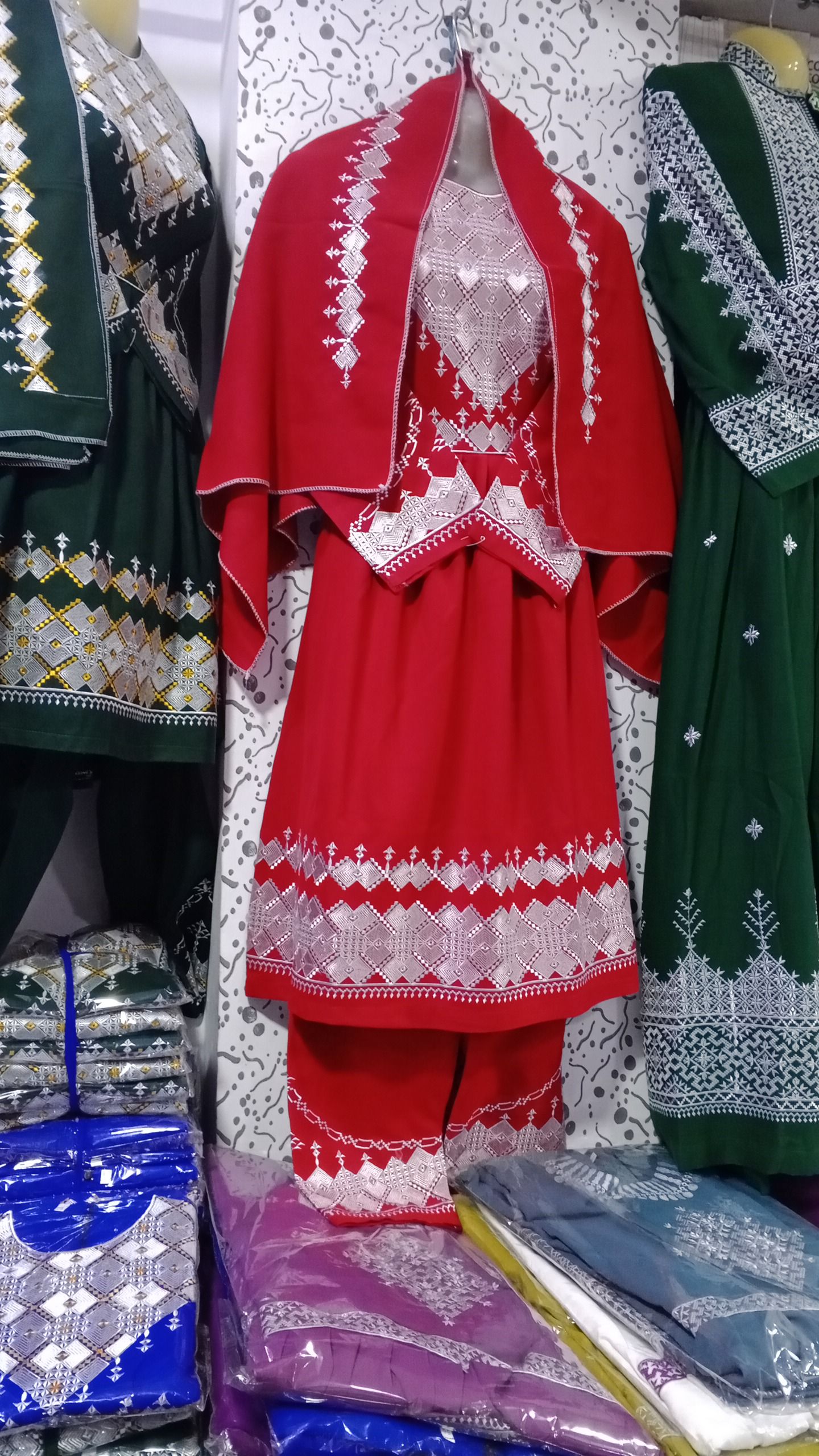 لباس های هزارگی