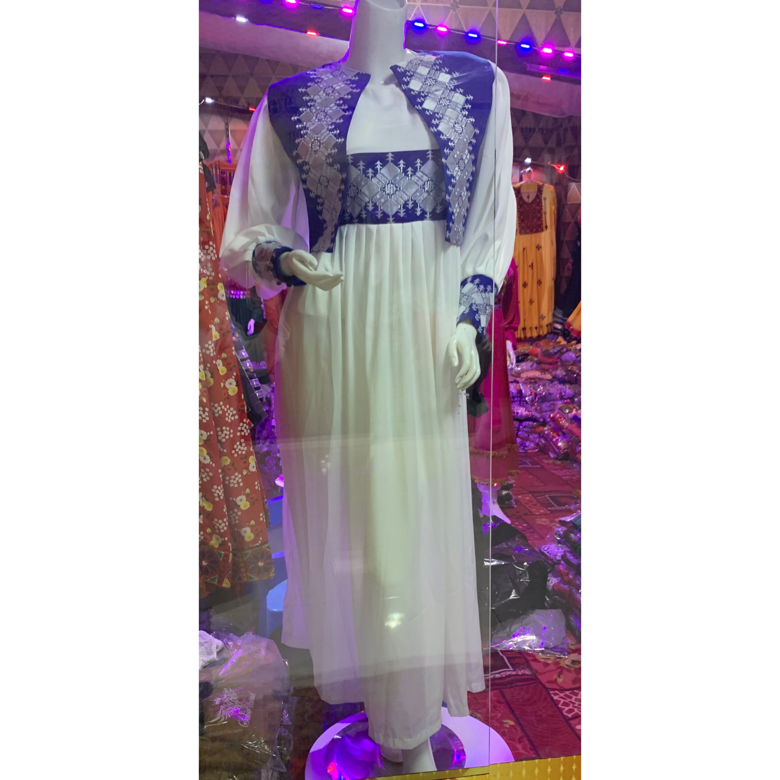 لباس هزاره گی