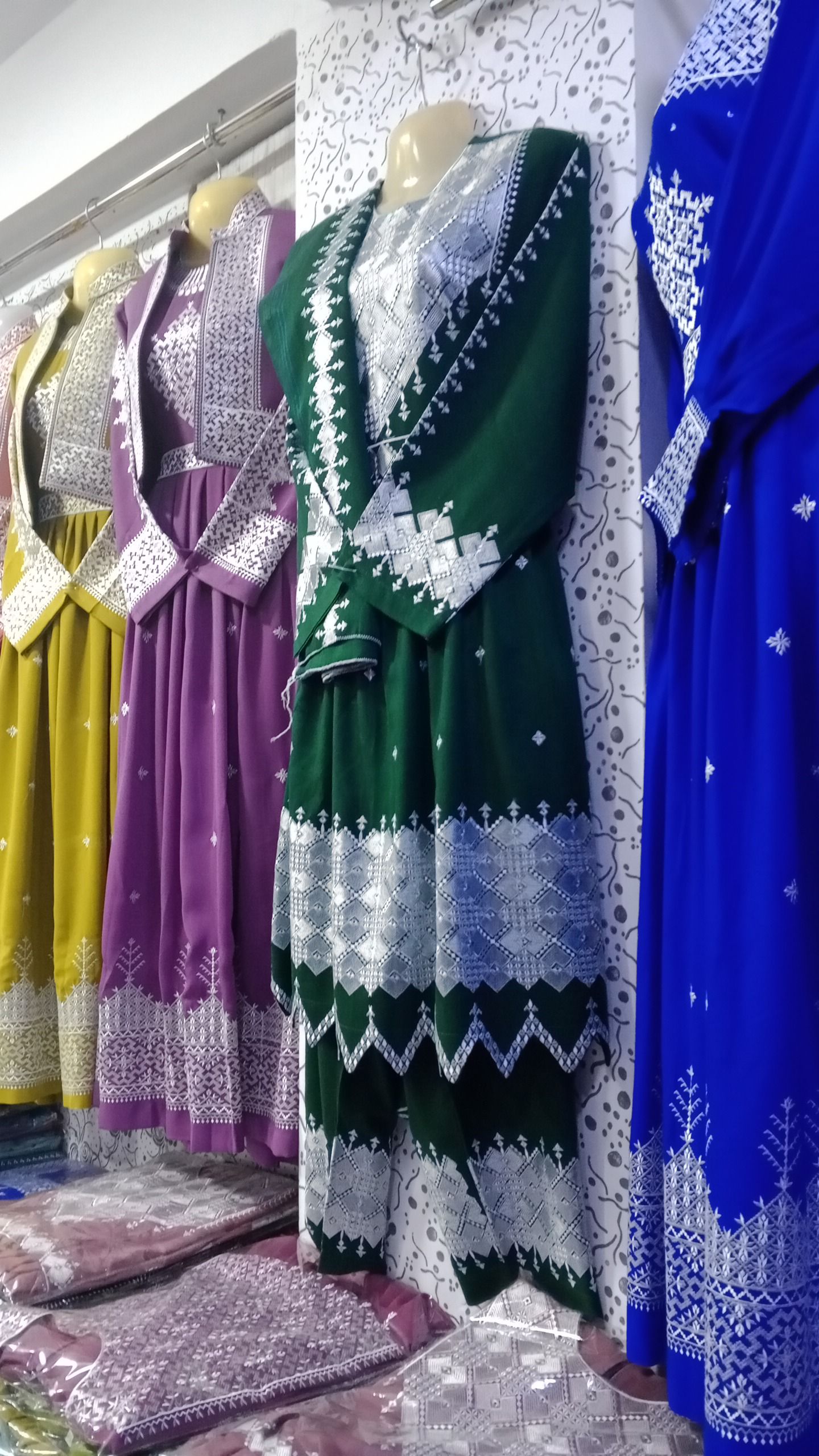 لباسهای هزارگی