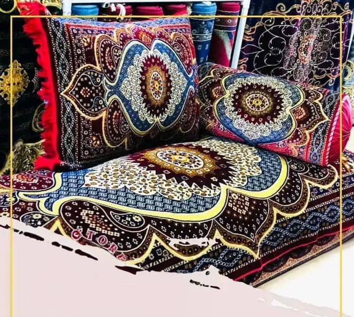 توشک و بالشت