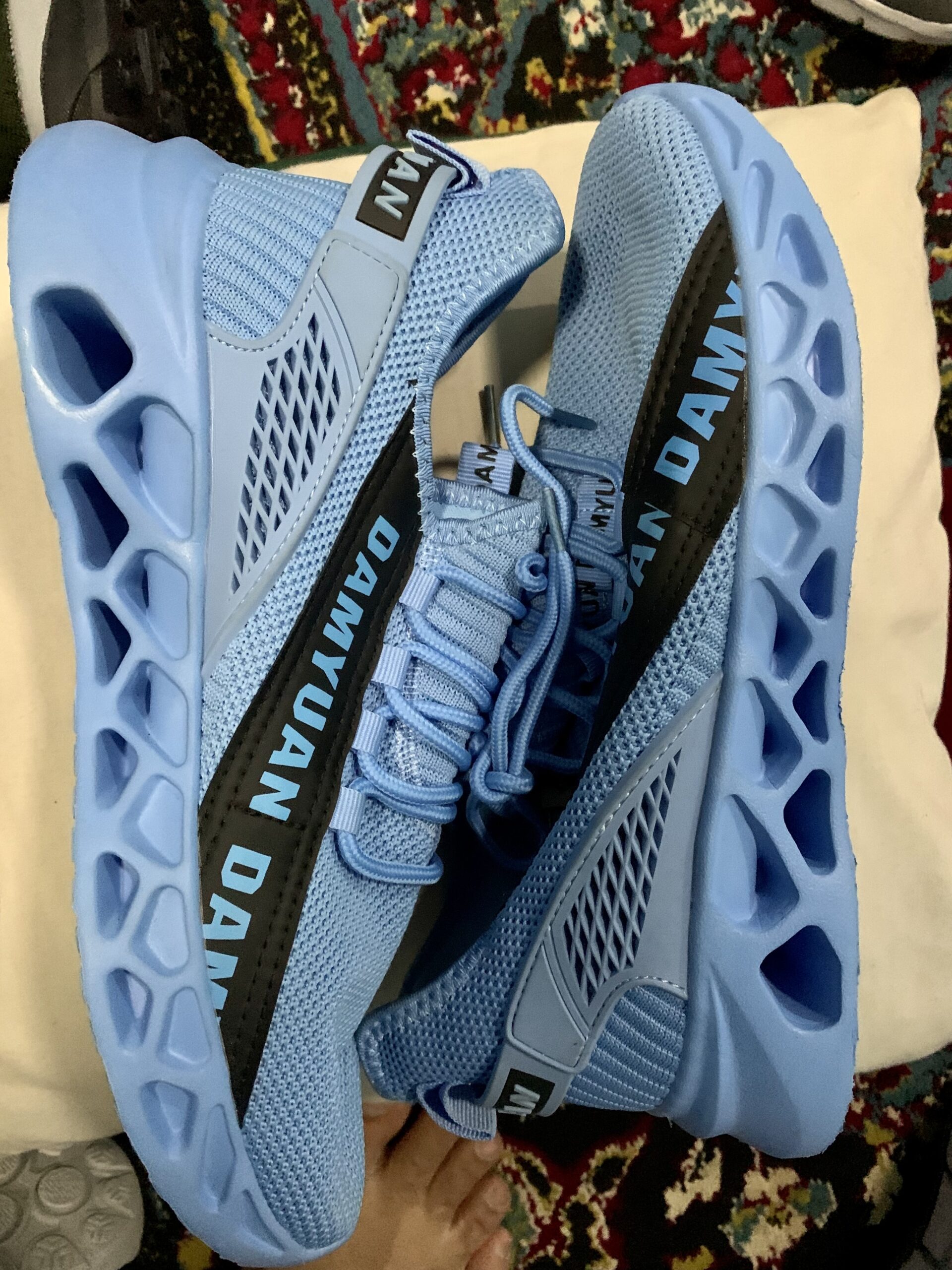 بوت و کفش های ورزشی و ساده بچه کانه و دخترانه