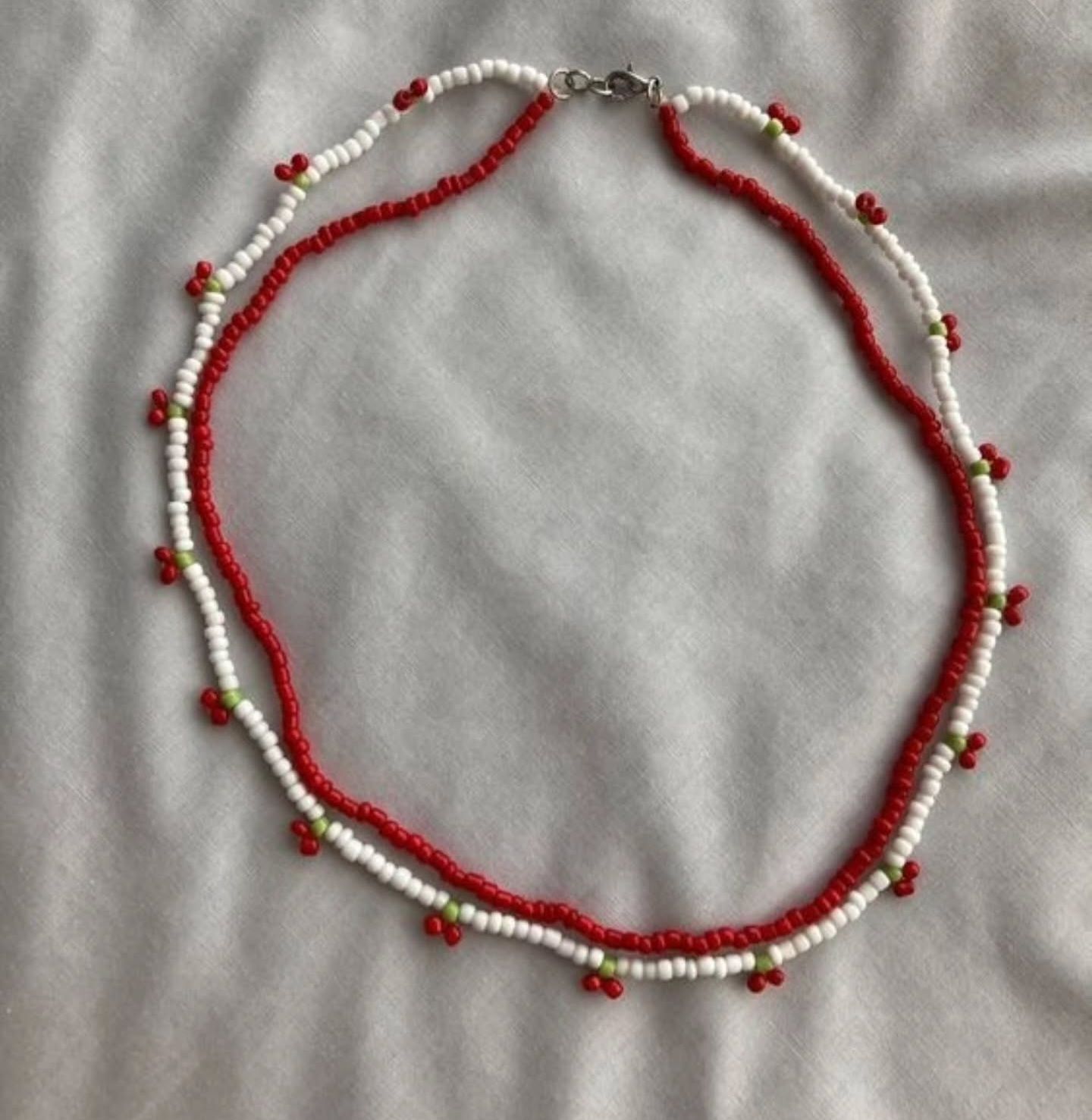 گردن‌بندهای گیلاسی 🍒