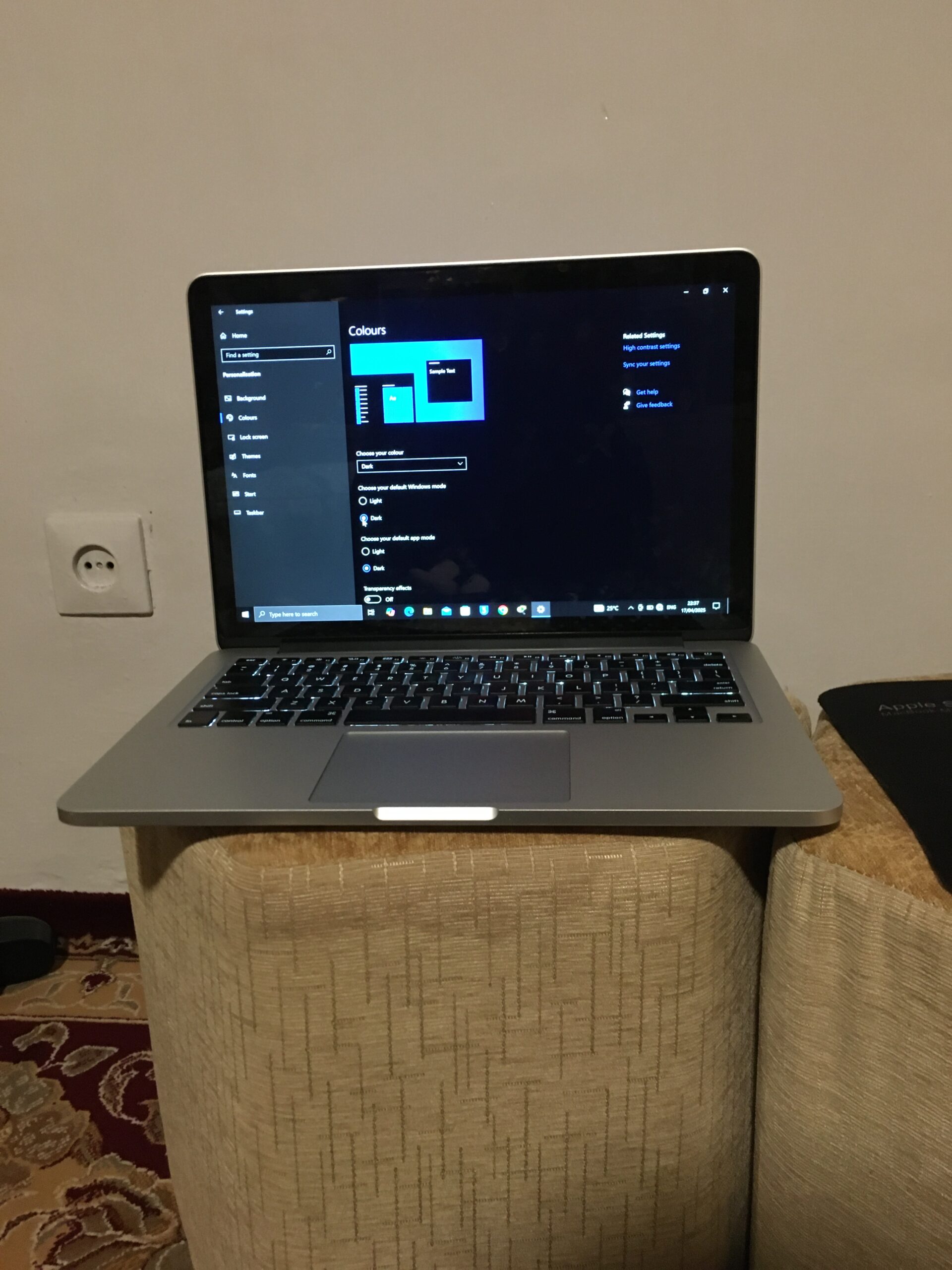 کمپیوتر مک بوک