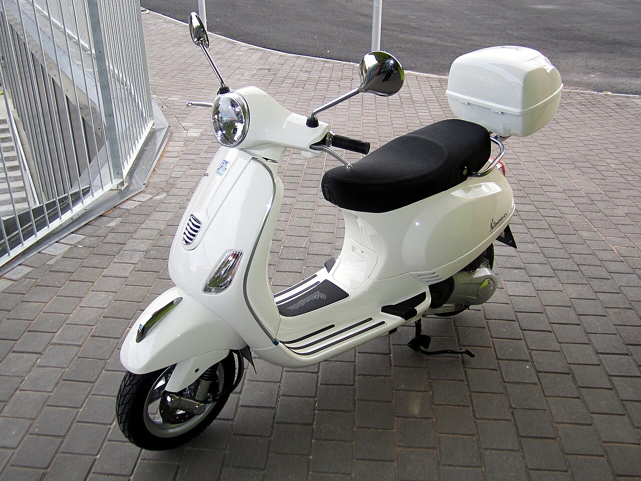 موتور سايكل وسپا ايتاليايي