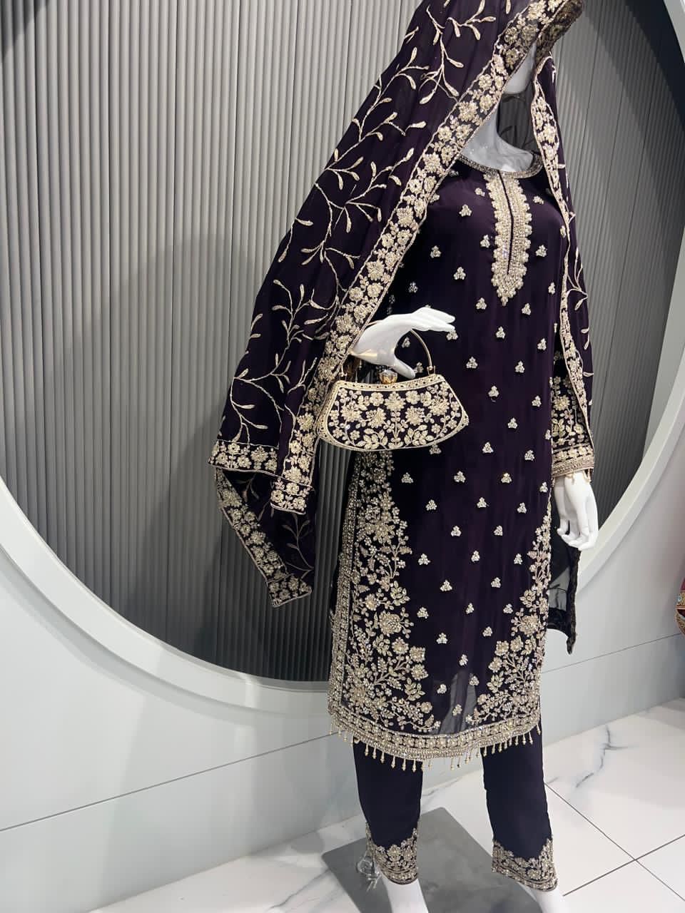 هندي تيار دخته ګي پیراهن