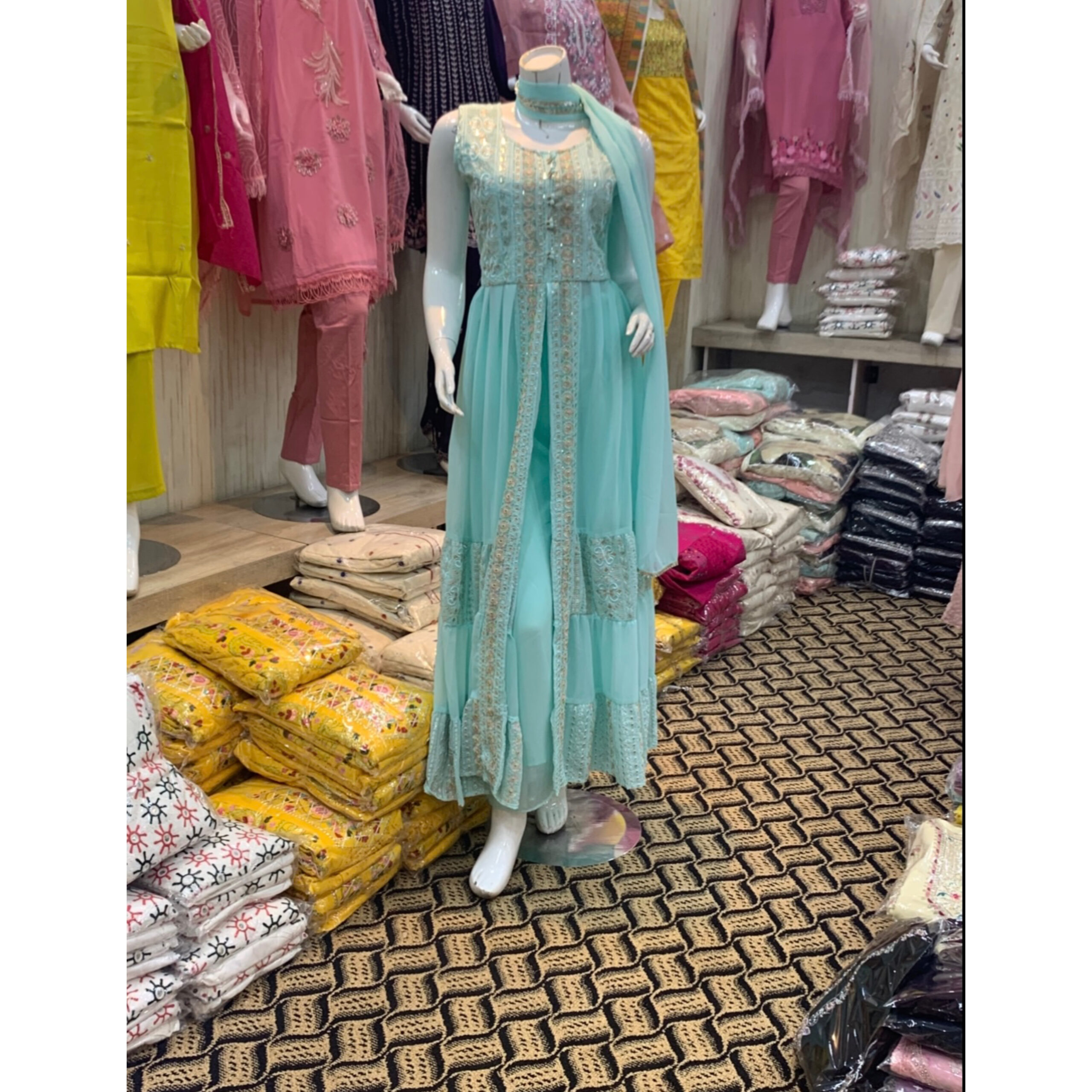 پنجابی هندی سه پیس