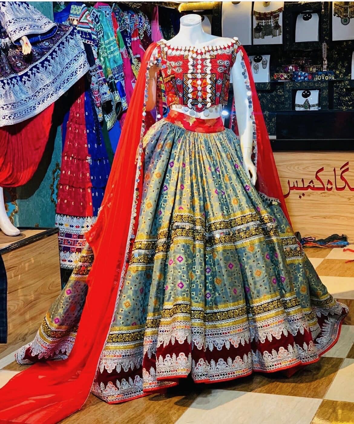 لباس عروس👩‍❤️‍👨