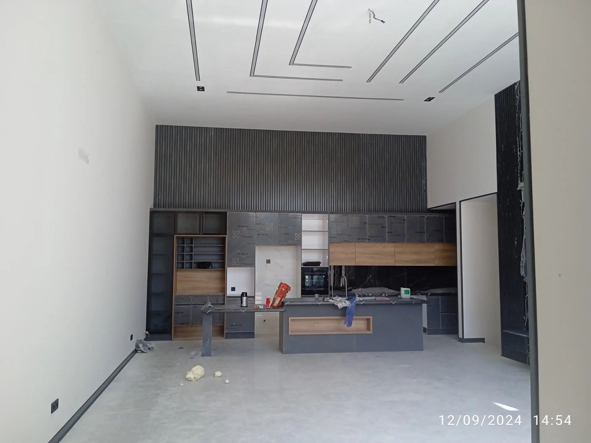 خدمات رنگ مالی ساختمان اجرای رنگ پلاستیک روغنی اکر