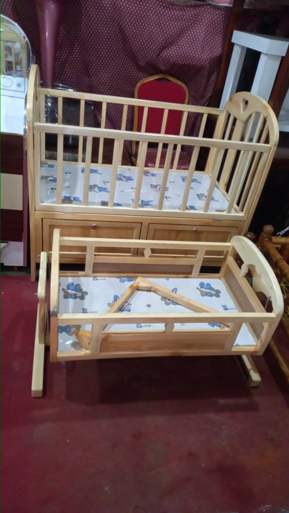 تولید انواع مبل و فرنیچر و انباری