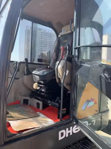 اکسواتور کمپنی دوسان DH60