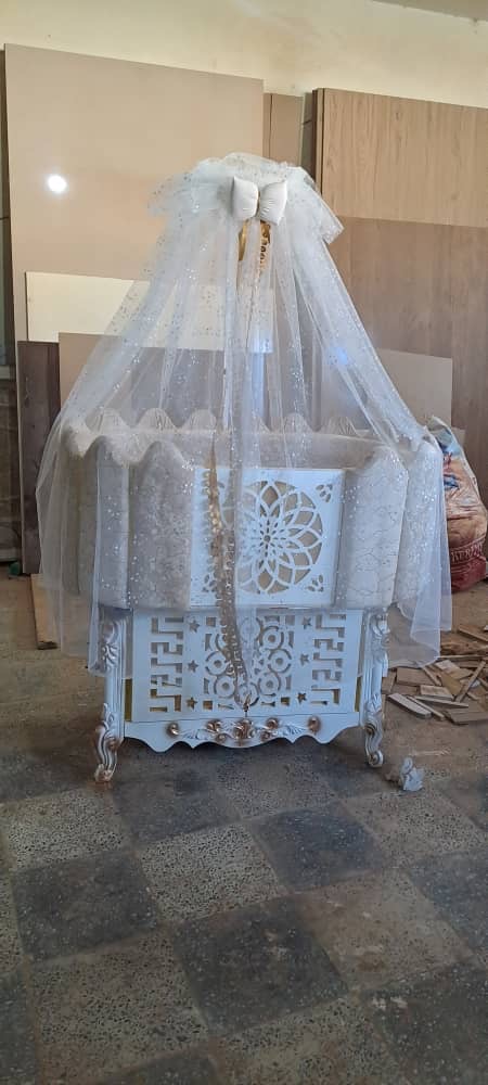 تولید انواع مبل و فرنیچر و انباری