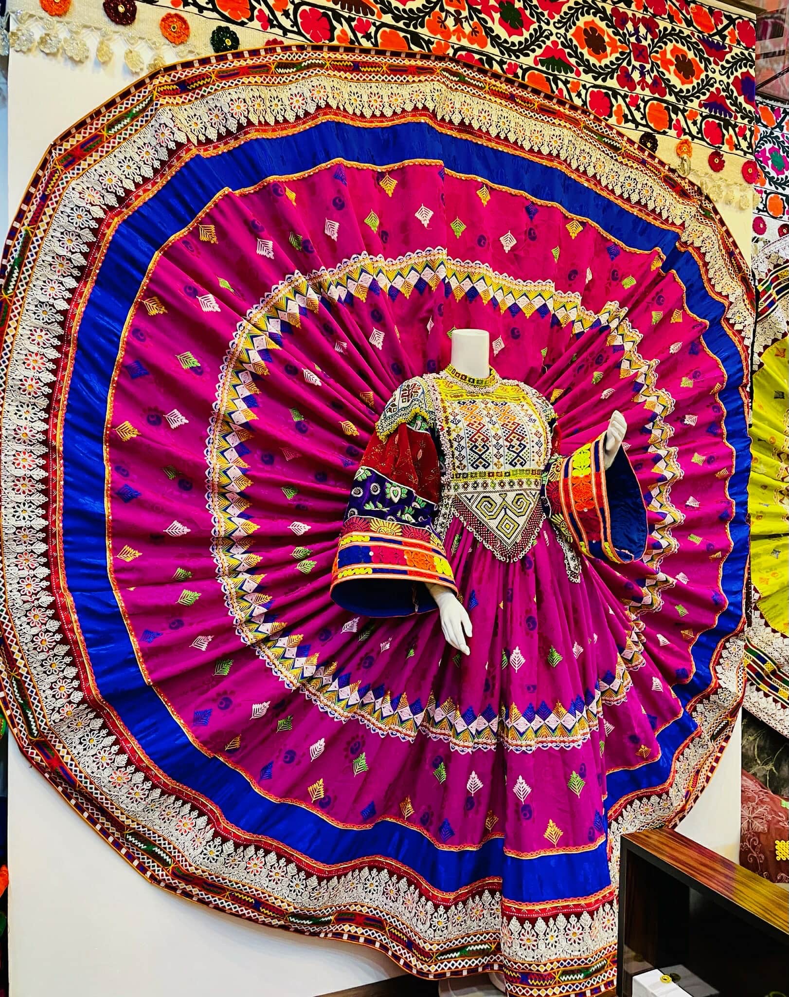 گند افغانی😘