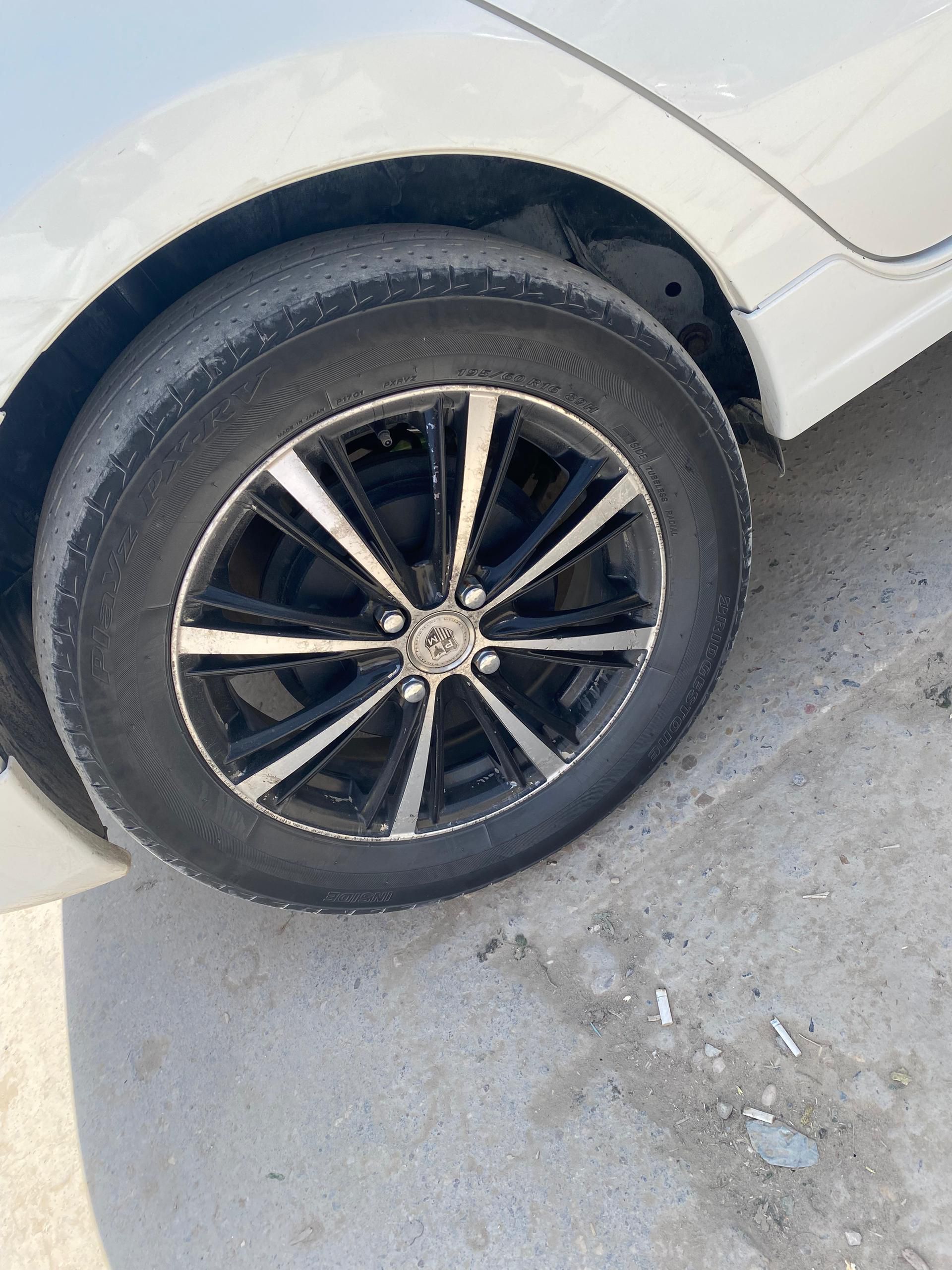 موتر فروشی ایکوا