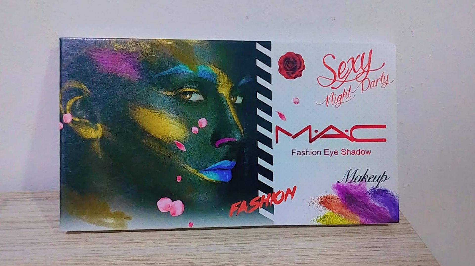 پالت سایه چشم برند MAC