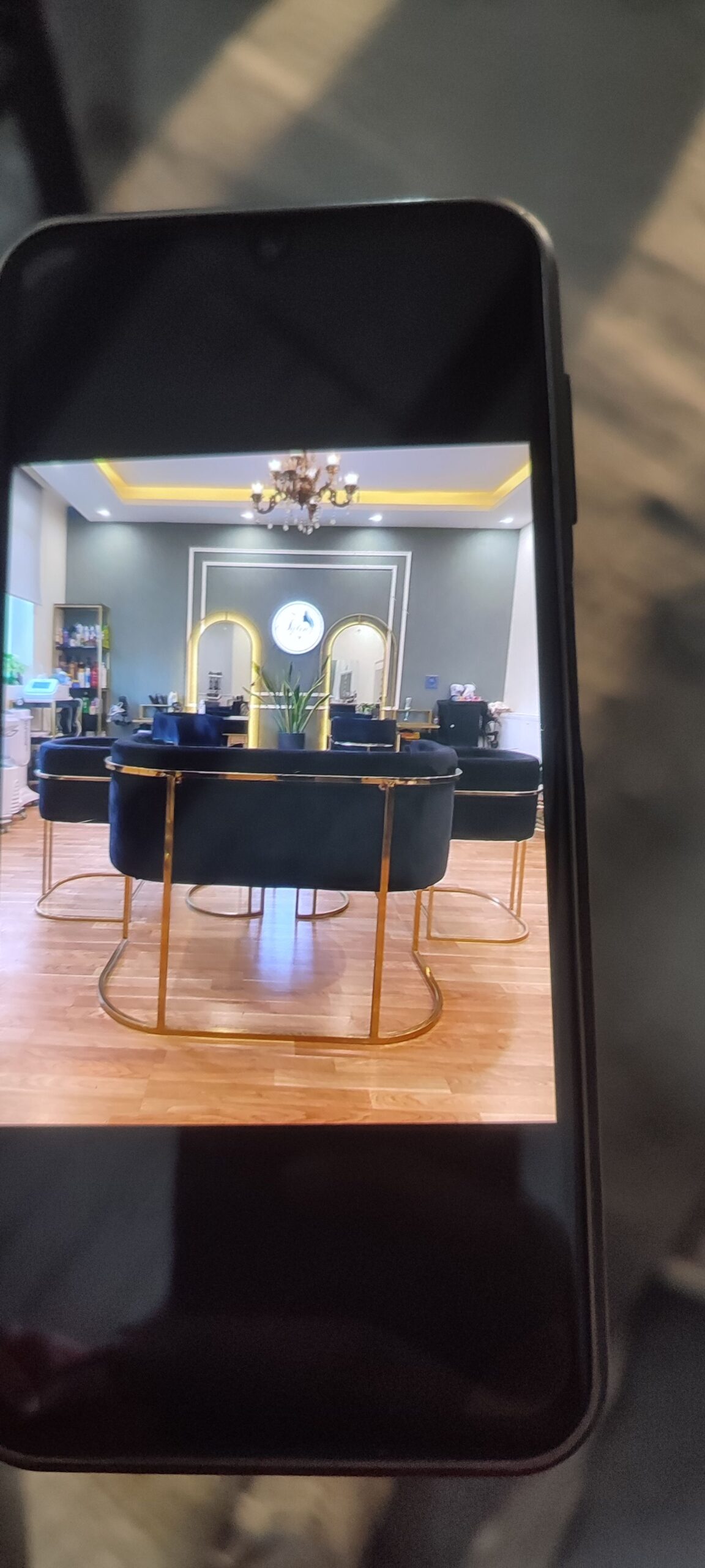 تولیدی گل محمدی تولید تمام دکورایسون منازل دفاتر ب