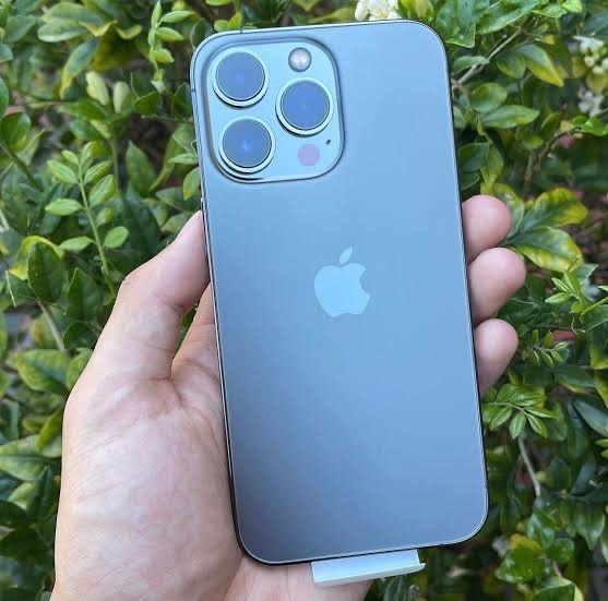 خریدارم Iphone 13 pro max